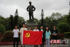 深圳大学师生实践队赴革命老区播撒知识种子